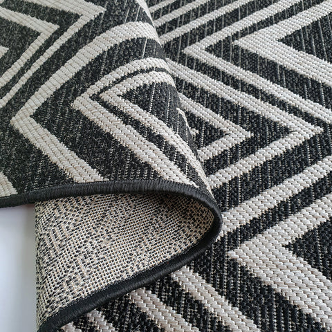 Grey Black Zig Zag Rug Flat Weave Jute Look Chevron Carpet Small Large Long Kitchen Hallway Runner Indoor Mat